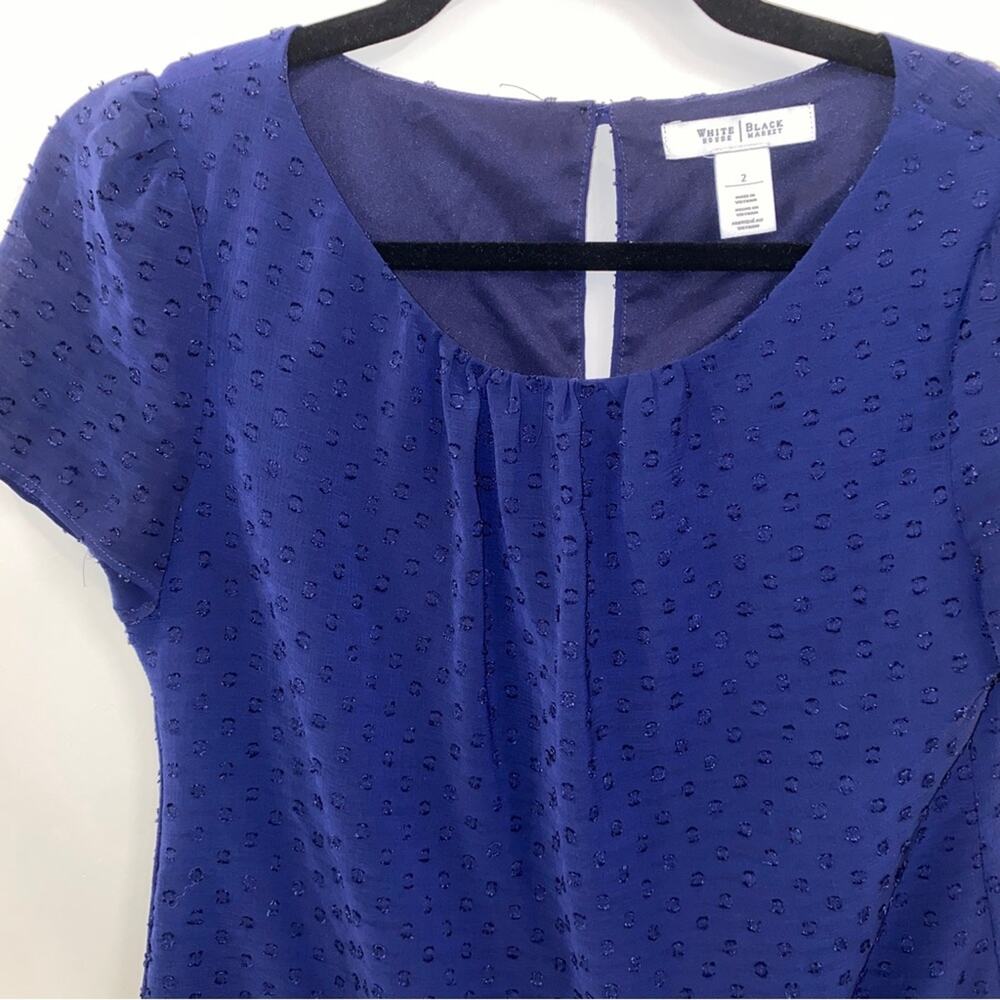 WHBM Navy Blue Short Sleeved Textured Swiss Dot Polka Dot Blouse Top Size 2
